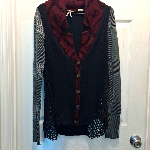 BKE SWEATER Small Gray & Burgundy - Picture 12 of 13